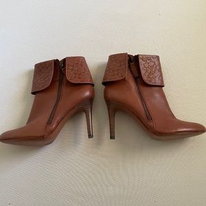 Coach boots